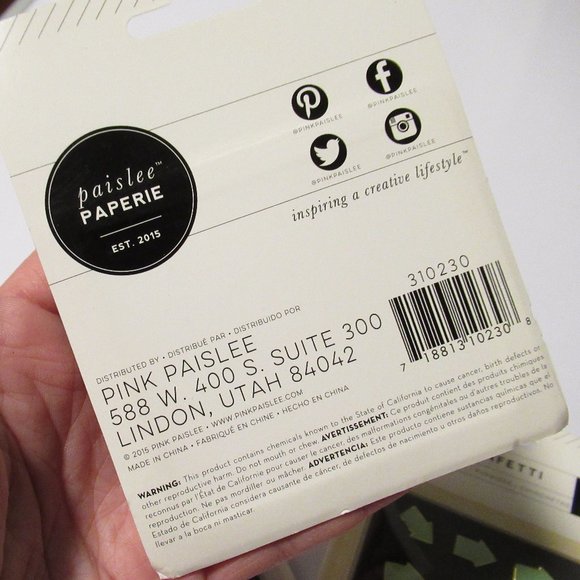 Push pins - Picture 2 of 5